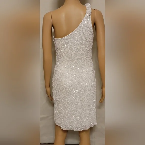 Aidan Mattox Women's Dress|| Color: White With Sequins|| Size:4 - Picture 3 of 7
